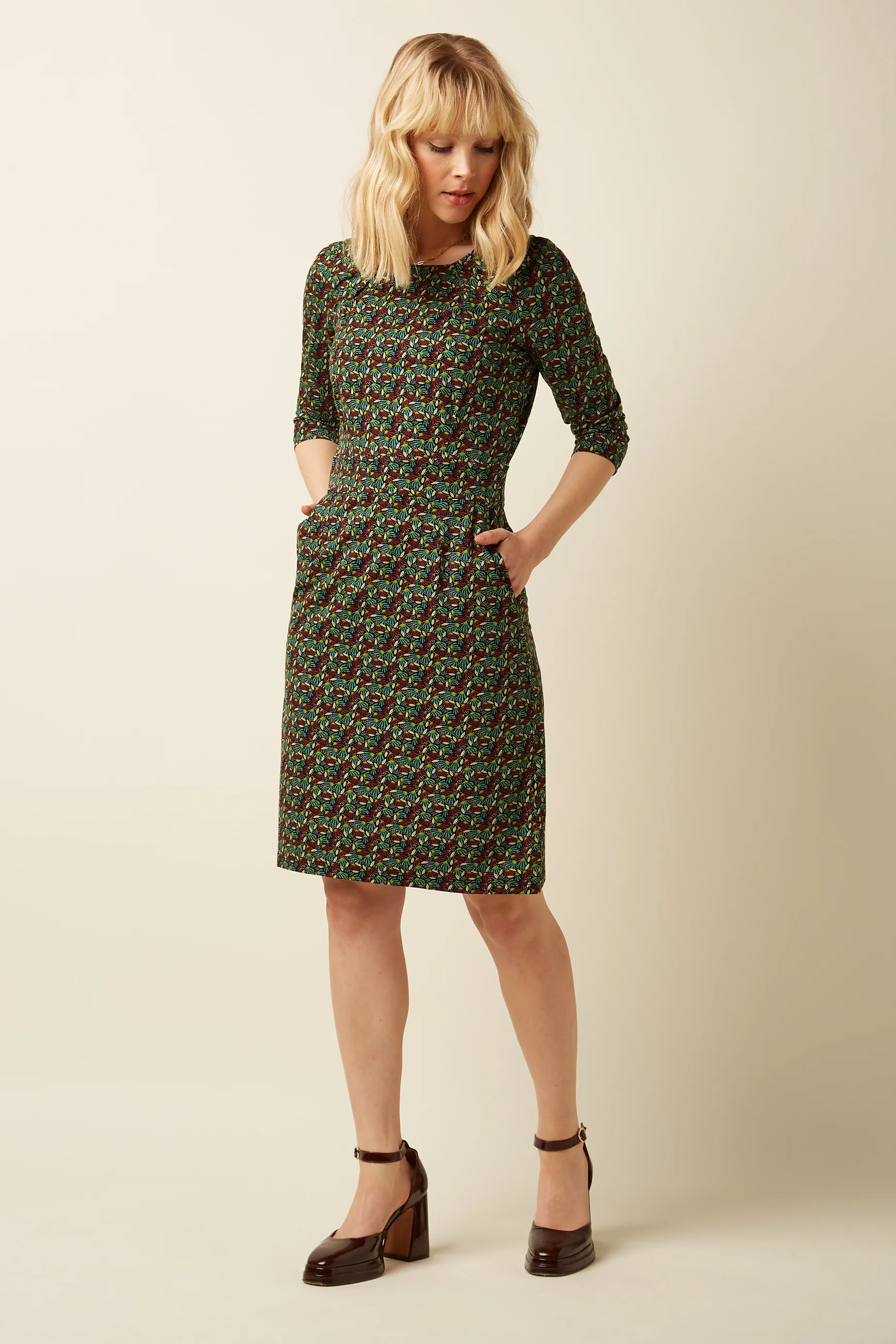 Mona Dress Mirth