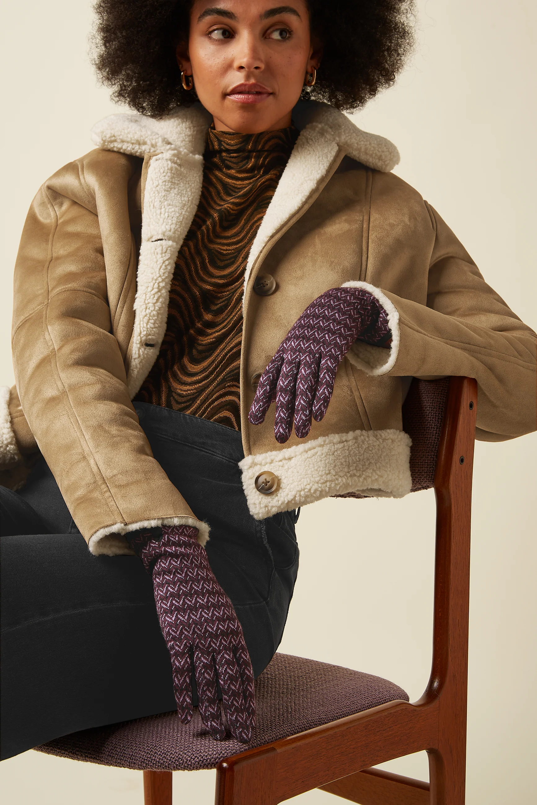 Wander Glove